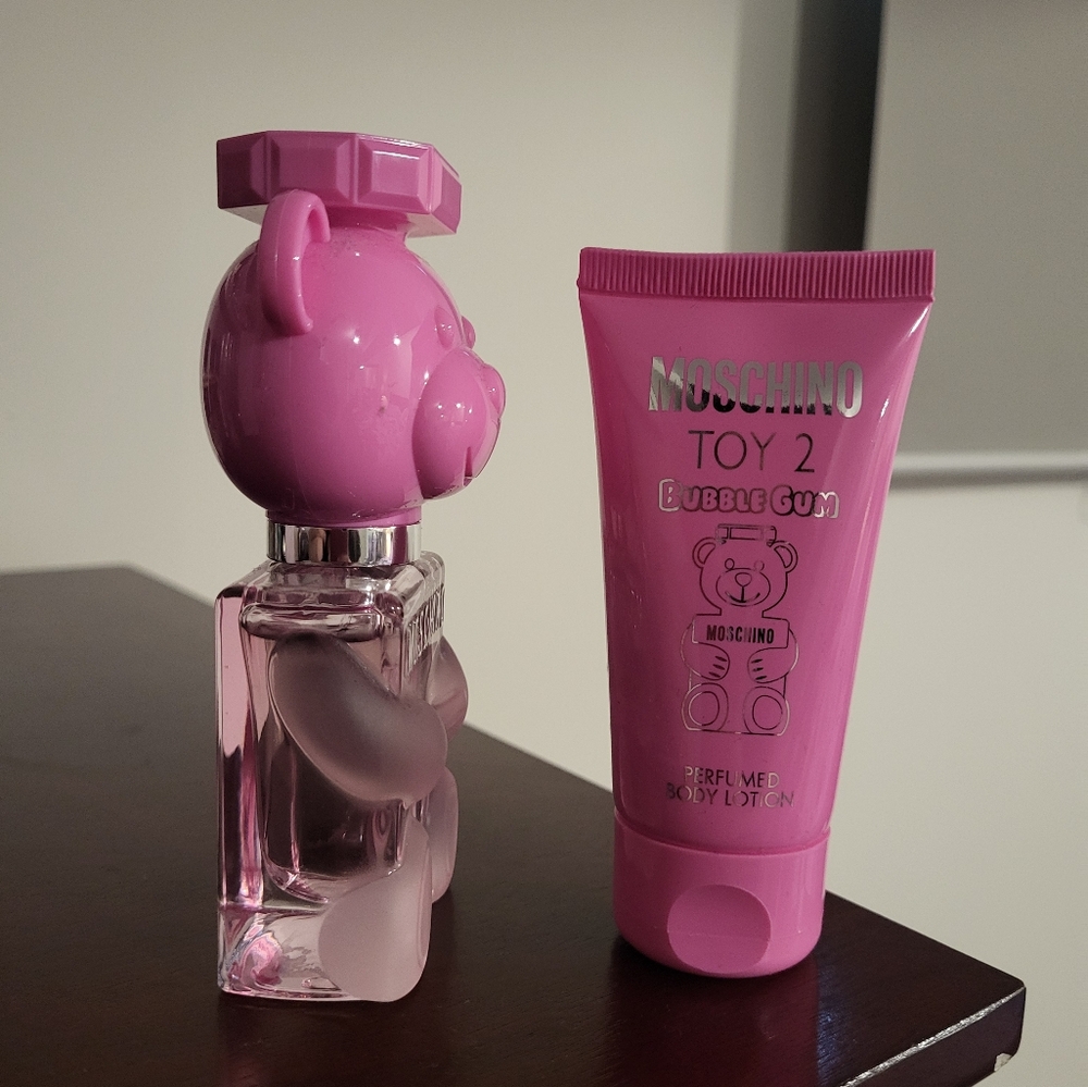 LAST PRICE DROP! "Toy 2 Bubblegum" By Moschino Fragrance - Picture 2 of 8